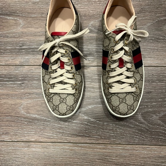 Gucci shoes womens 8 - Picture 2 of 3